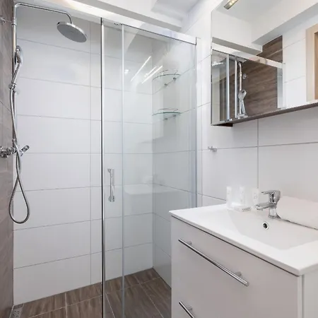 Classic & Elegant Moniuszki In By Renters * Cracóvia