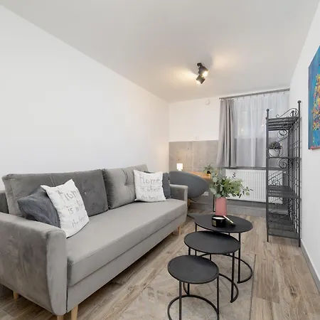 Classic & Elegant Moniuszki In By Renters * Krakow