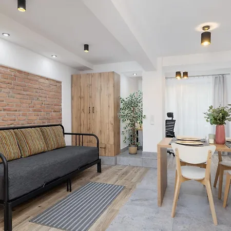 Apartment Classic & Elegant Moniuszki In By Renters *